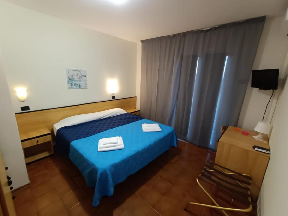 Hotel La Torre Cervia Exterior foto